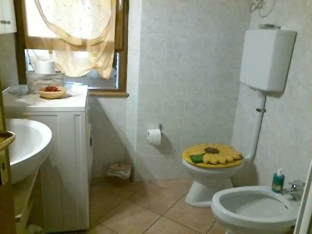 Ferienwohnung A Casa Di Nonna Tirano Italien